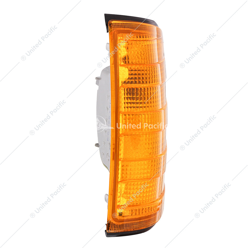 Turn Signal Light For 1990- 2007 Freightliner Fld Driver Side  -  32353