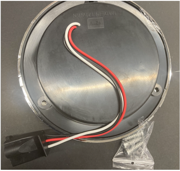 4.5" Round Sealed 32LED S/T/T Light  -  40470
