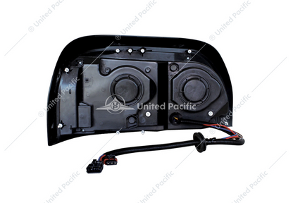 Freightliner Century Chrome Projection Headlight With LED Turn Signal & Light Bar Driver  -  31203