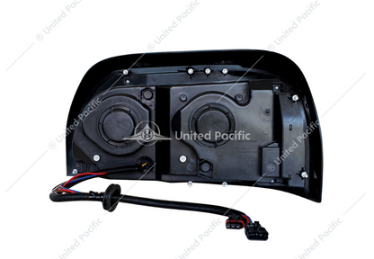 Freightliner Century " Blackout" Projection Headlight With Led Turn Signal & Light Bar Passenger  -  31206